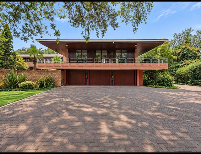 6 BEDROOM HOUSE FOR SALE IN THREE RIVERS
